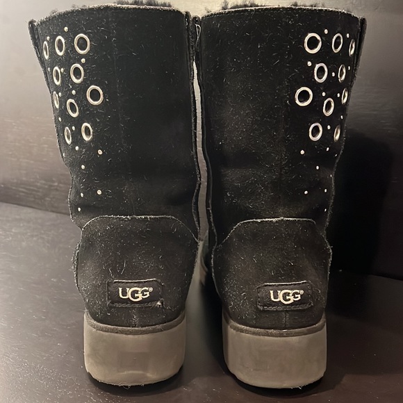 UGG | Madison Boots | See measurements - Picture 5 of 12